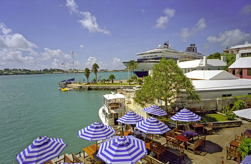 Bermuda cruise ship with pink sand beach background